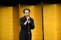第64回岸田國士戯曲賞授賞式より、白井晃。
