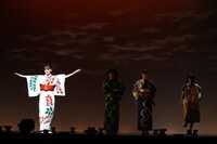 「橋づくし」より。