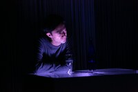 PLAY/GROUND Creation「BETRAYAL 背信」side-Aの公演より。（撮影：保坂萌）