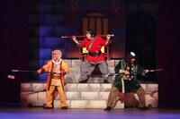 「芸道45周年 細川たかし特別公演 35周年 ダチョウ倶楽部一座旗揚げ公演」より。