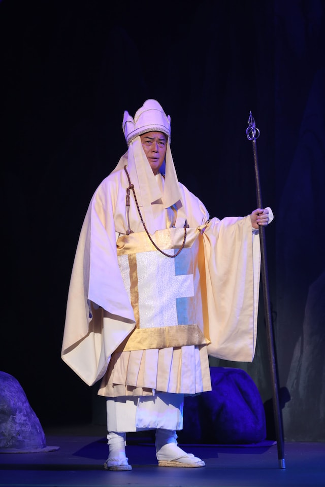 「芸道45周年 細川たかし特別公演 35周年 ダチョウ倶楽部一座旗揚げ公演」より。