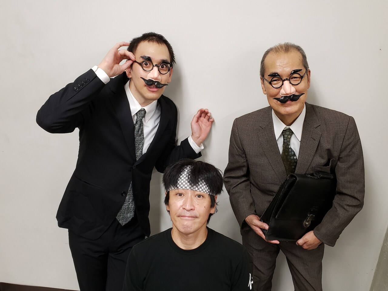 大竹野正典の「ブカブカジョーシブカジョーシ」を、佃典彦演出で二人芝居に