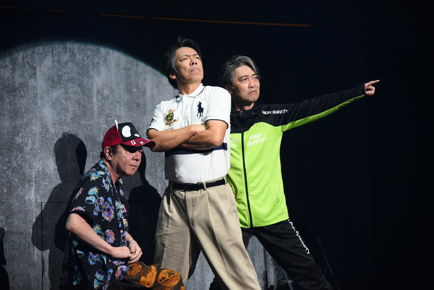 PARCO劇場オープニング・シリーズ “ねずみの三銃士” 第4回企画公演「獣道一直線!!!」ゲネプロより。
