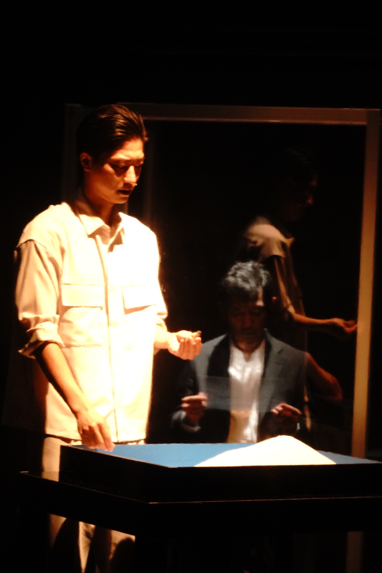 「YARNS（ヤーンズ）」ゲネプロより。（撮影：岩田えり）