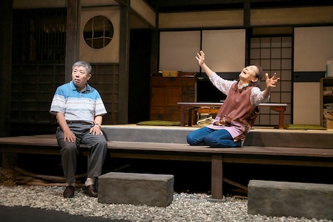 青年団プロデュース公演 / 尼崎市第7回「近松賞」受賞作品「馬留徳三郎の一日」東京公演より。（撮影：青木司）