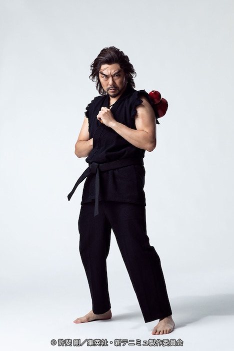 岸祐二扮する三船入道。