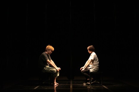 ドリルチョコレート「線路沿い獣道」より。（写真：保坂萌）