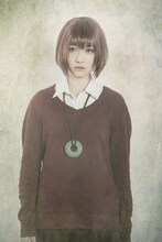 工藤遥扮する羽鳥チセ。