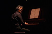 こまつ座 第134回公演「私はだれでしょう」より。（撮影：宮川舞子）