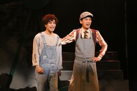 ミュージカル「アルジャーノンに花束を」公開舞台稽古より。（撮影：宮川舞子）