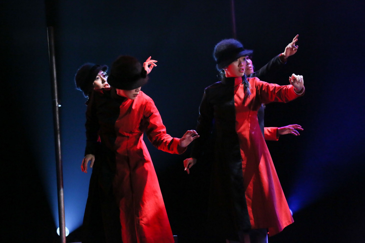 ミュージカル「アルジャーノンに花束を」公開舞台稽古より。（撮影：宮川舞子）