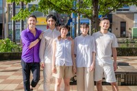 ファビアン・プリオヴィルと出演者。