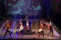 「アイ★チュウ ザ・ステージ ～Apres la pluie～」ゲネプロより。