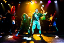 劇団「地蔵中毒」前回公演より。