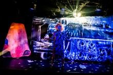 劇団「地蔵中毒」前回公演より。