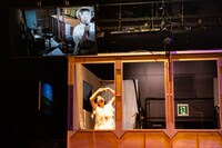 モモンガ・コンプレックス「わたしたちは、そろっている。」より。（撮影：三浦麻旅子）