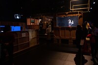 モモンガ・コンプレックス「わたしたちは、そろっている。」より。（撮影：三浦麻旅子）