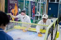 「ハッピーソング」出演者たちの様子。