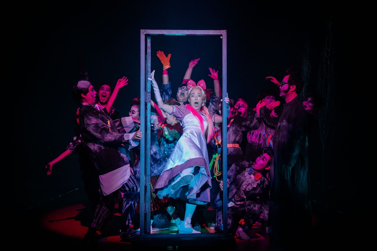 「神の末っ子アネモネ」より。