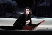 「MISHIMA2020」より、「『班女』近代能楽集より」の様子。（撮影：岩田えり）