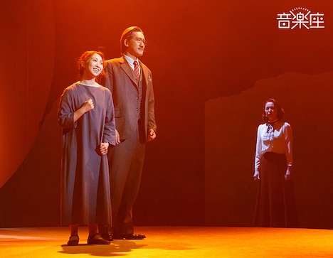 音楽座ミュージカル「SUNDAY」より。（撮影：二階堂健）(c)ヒューマンデザイン