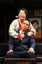 文学座11月公演「五十四の瞳」より。
