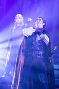 舞台「劇団シャイニング from うたの☆プリンスさまっ♪『BLOODY SHADOWS』」より。
