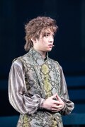 舞台「劇団シャイニング from うたの☆プリンスさまっ♪『BLOODY SHADOWS』」より。