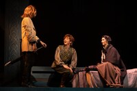 舞台「劇団シャイニング from うたの☆プリンスさまっ♪『BLOODY SHADOWS』」より。