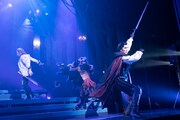 舞台「劇団シャイニング from うたの☆プリンスさまっ♪『BLOODY SHADOWS』」より。