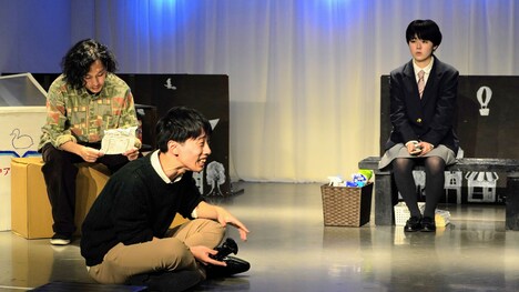 かるがも団地 第4回公演「君の街によなよな！」より。