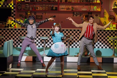 「Oh My Diner」より。