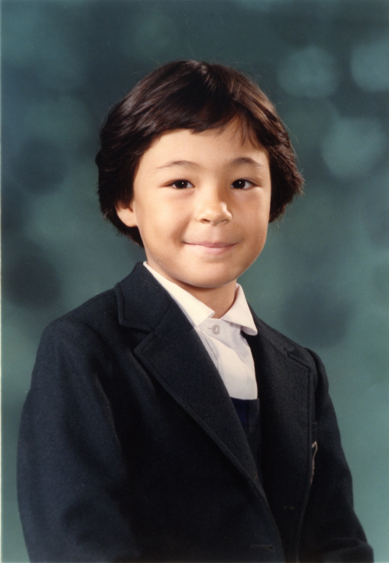 幼少期のシルビア・グラブ。