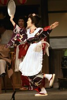 「放浪記」より。(c)東宝演劇部