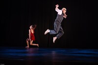 TACT FESTIVAL2020 EX タクト・フェスティバル スピンオフ公演 伊藤キム×森下真樹「マキム！～カラダとコエとオンガクと～」より。（Photo by bozzo）