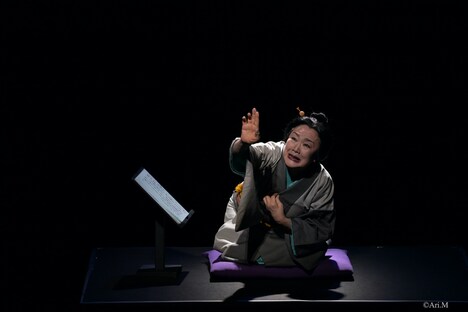 白石加代子「百物語」アンコール公演 第三弾より。半村良「箪笥」。(c)Ari.M