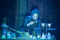 韓国ミュージカル「マリ・キュリー」より。