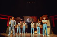 「舞台『ハイスクール！奇面組3』～危機一髪！修学旅行編～」ゲネプロより。（Photo by Nobuyuki Kagamida）