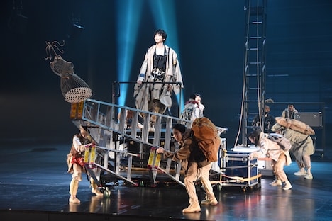 KAAT神奈川芸術劇場プロデュース「オレステスとピュラデス」フォトコールより。