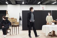 「オトコ・フタリ」稽古の様子。