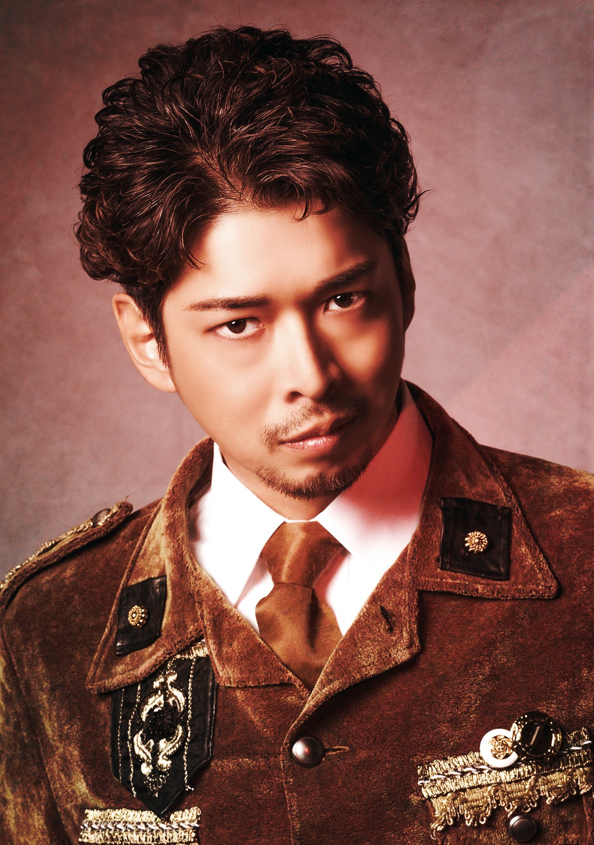 村田洋二郎扮する陪審員1。