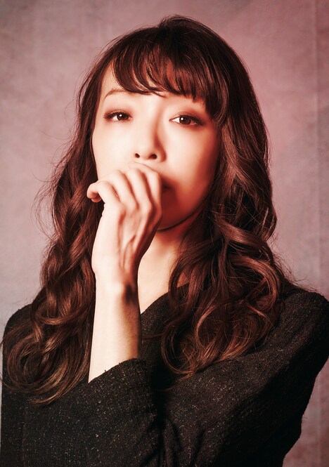 田中良子扮する陪審員12。