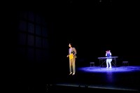 「現代能楽集X『幸福論』～能『道成寺』『隅田川』より」の様子。（撮影：細野晋司）