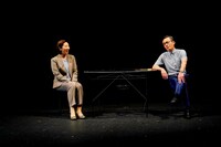 「現代能楽集X『幸福論』～能『道成寺』『隅田川』より」の様子。（撮影：細野晋司）