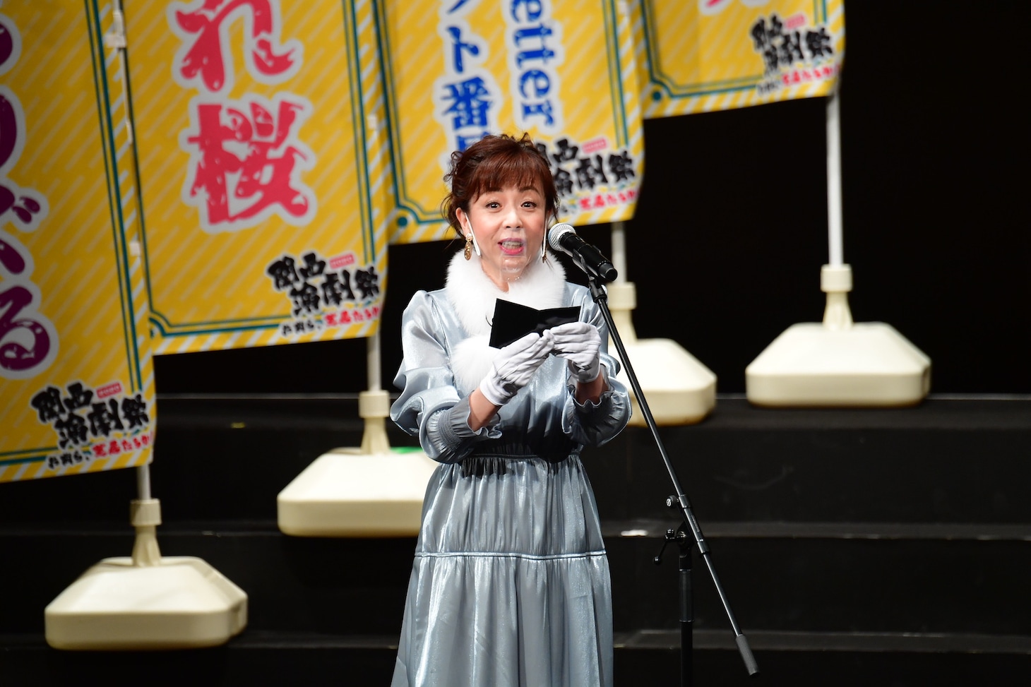 羽野晶紀