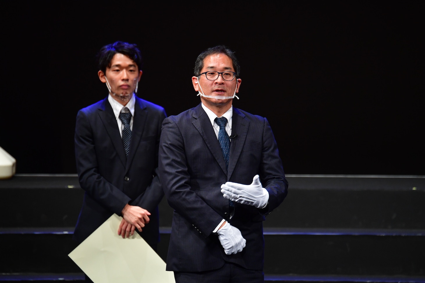 NHK大阪拠点放送局の櫻井賢チーフプロデューサー。