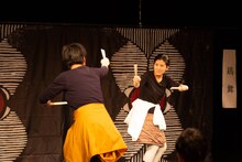 烏丸ストロークロックと祭「祝・祝日」過去公演より。(c)igaki photo studio（写真提供：城崎国際アートセンター）