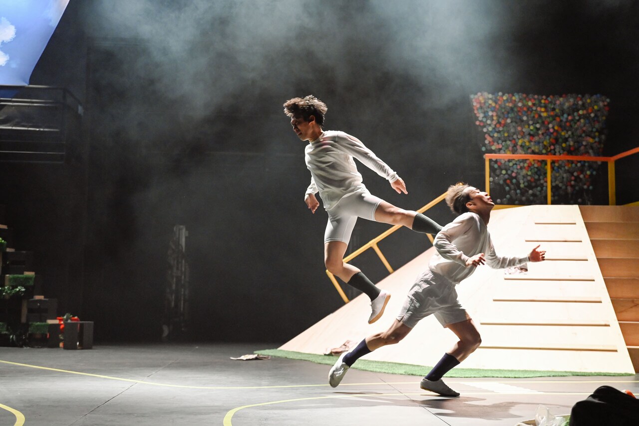 吉祥寺シアターに公園出現！かえるP「PAP PA-LA PARK」が“開園”