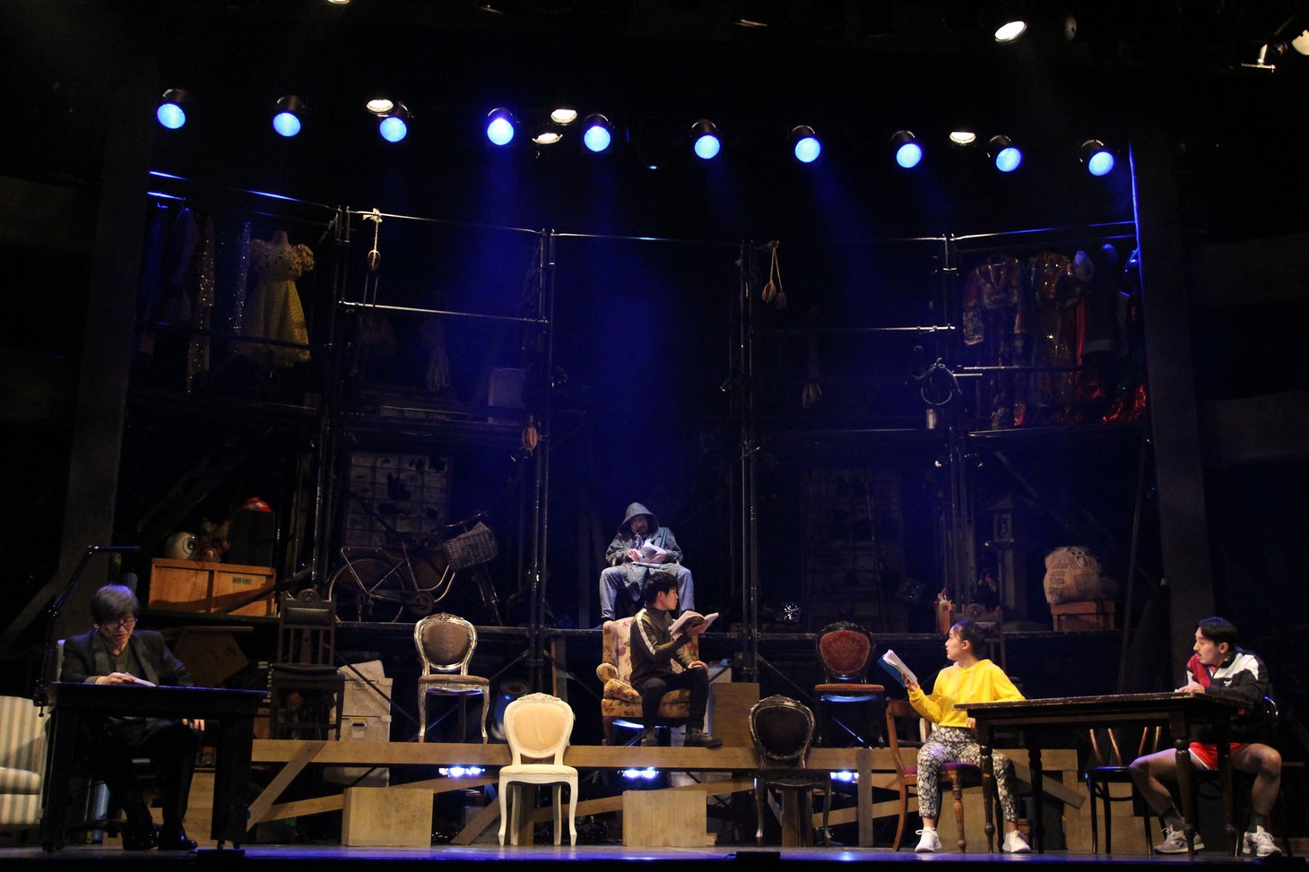 劇団扉座 第68回公演 扉座40周年記念★withコロナ緊急前倒し企画「10knocks～その扉を叩き続けろ～」より。