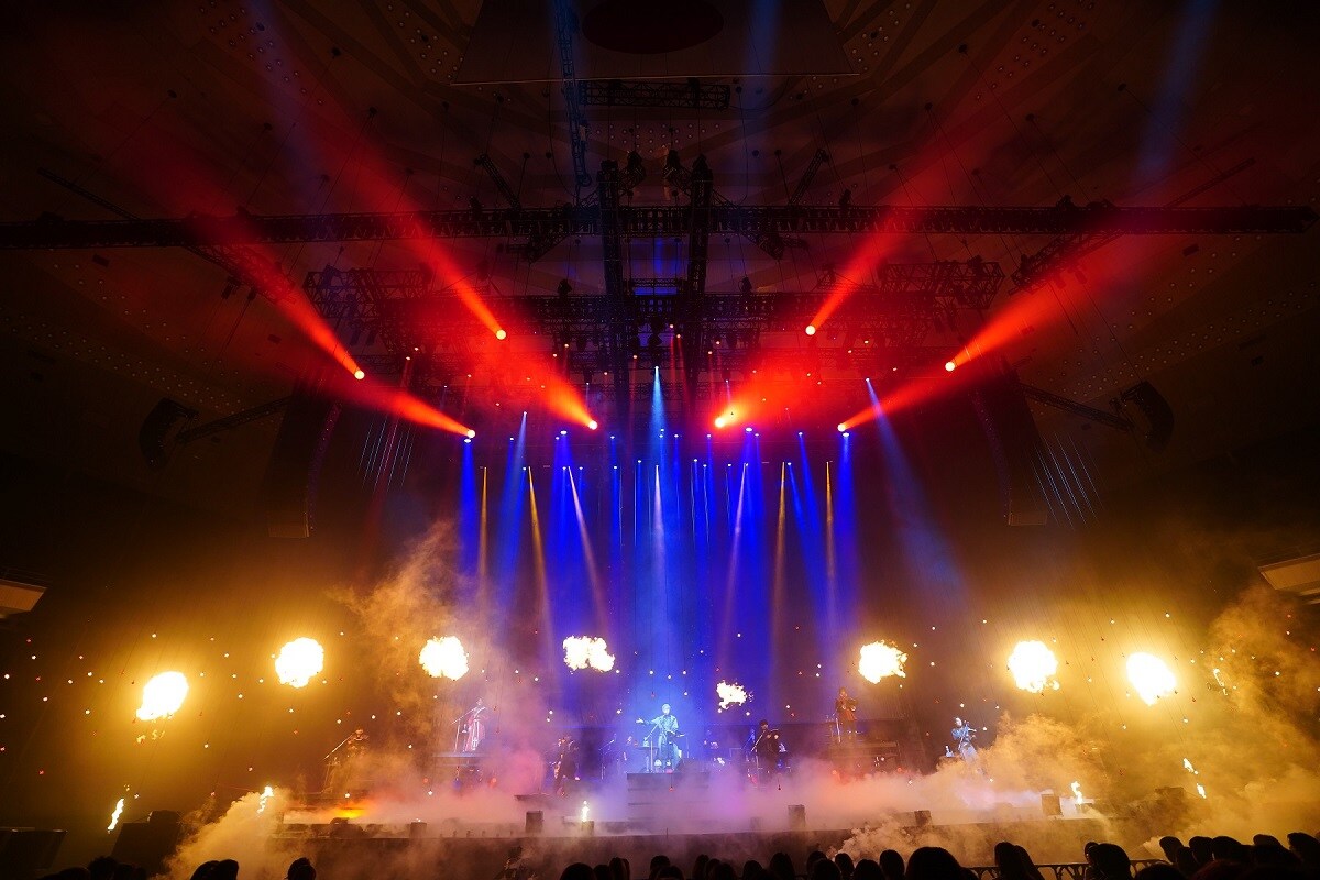 READING HIGHの武道館公演が閉幕、Aimerによる主題歌生披露も